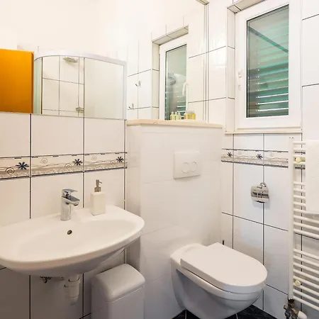 Vese Вилла Севид