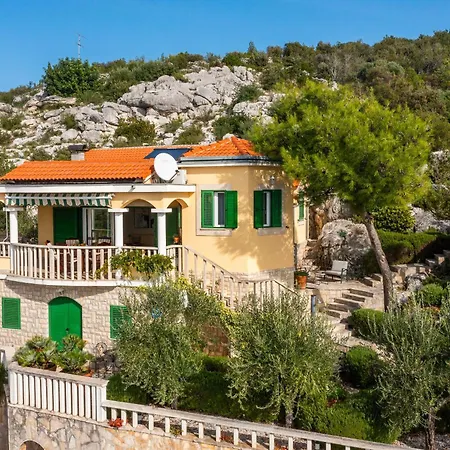 Villa Vese *