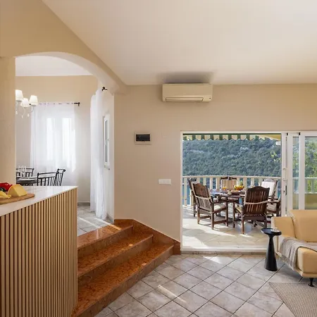 Вилла Vese Севид